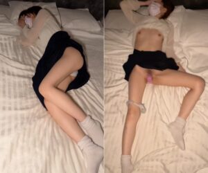 【再販】【飲み友に悪戯】真面目で細身美肌のサークルの子「なな」の体をじっくりと観察